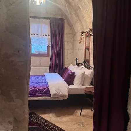 Cemil Köyü Cave House *