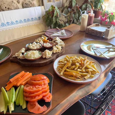 Cemil Köyü Cave House Ürgüp