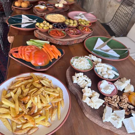 Pansiyon Cemil Köyü Cave House Ürgüp