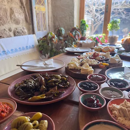 Cemil Köyü Cave House * Ürgüp