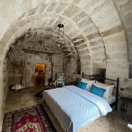Cemil Köyü Cave House Pansiyon *