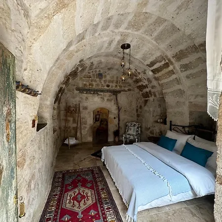Pansiyon Cemil Köyü Cave House